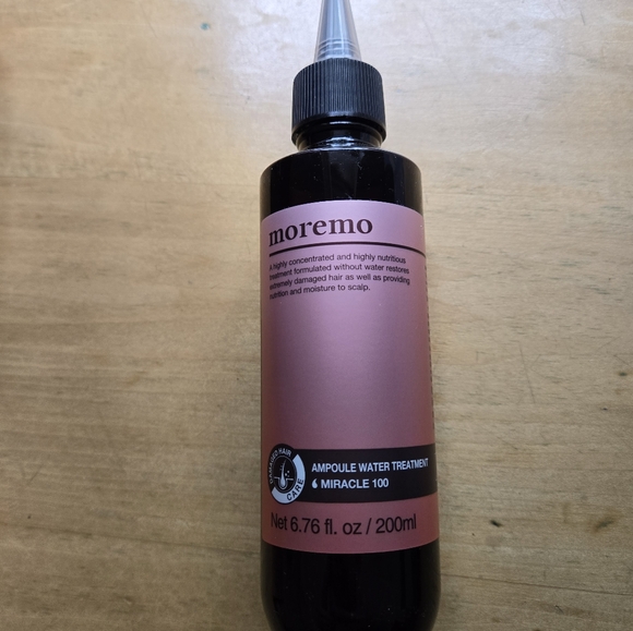 NEW ❤️  MOREMO 'Ampoule Water Treatment'. Treatment for damaged Hair. - Picture 2 of 7
